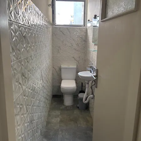 Coral Urbanite Apartment *